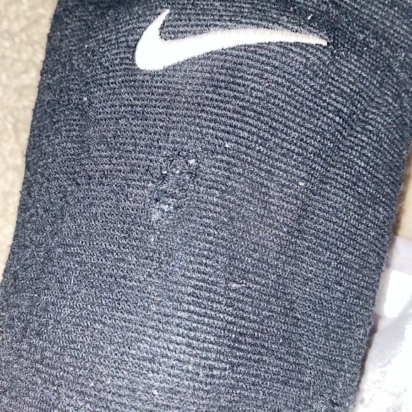 black volleyball knee pads - Picture 8 of 9